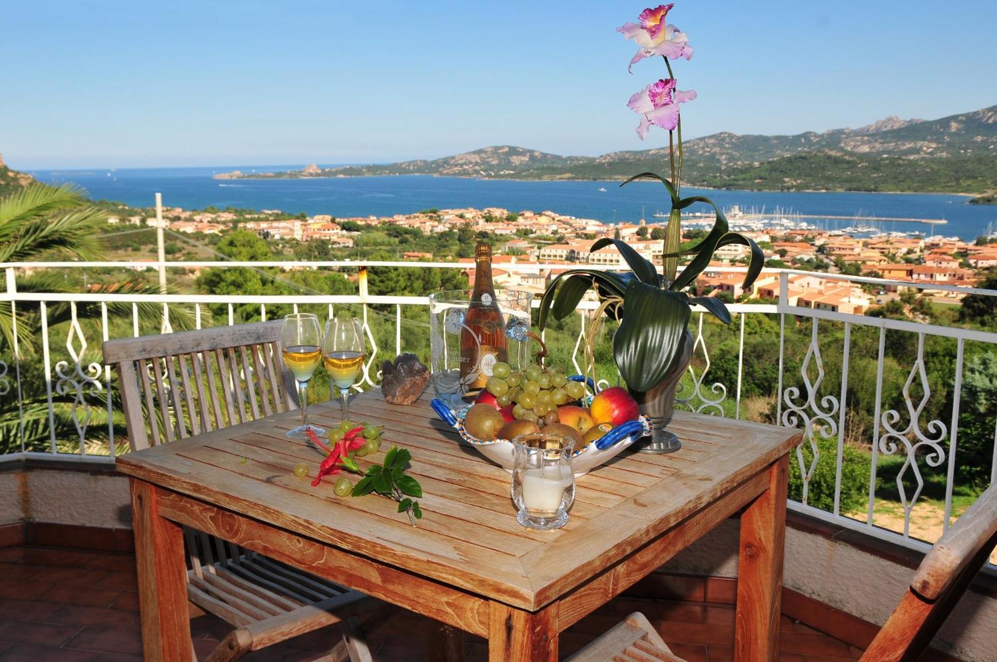 B&B Oltremare Cannigione Luaran gambar
