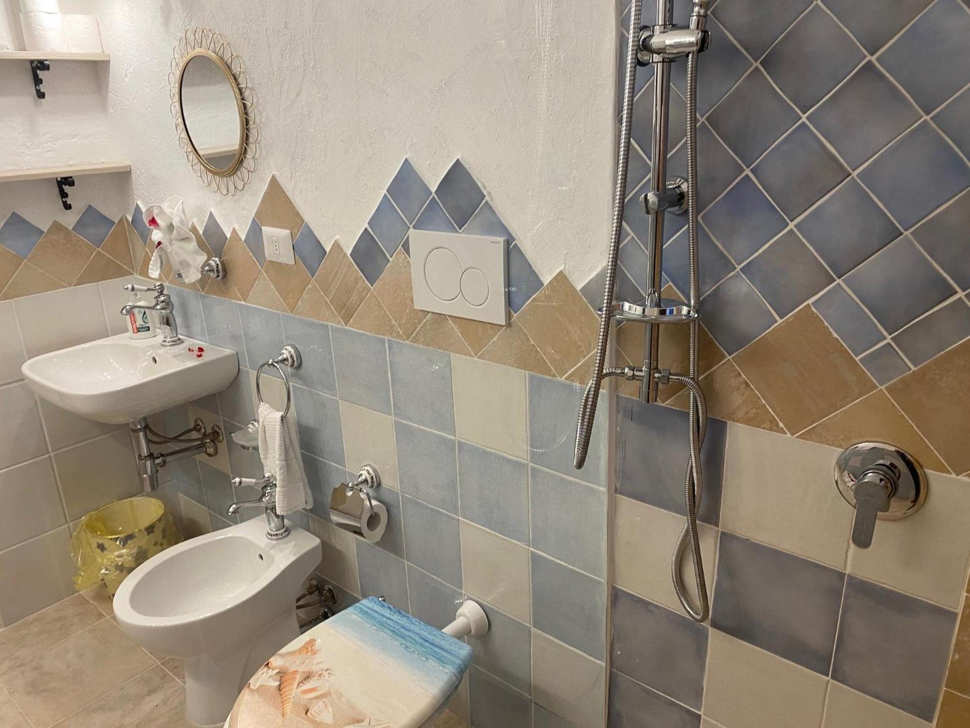 B&B Oltremare Cannigione Luaran gambar
