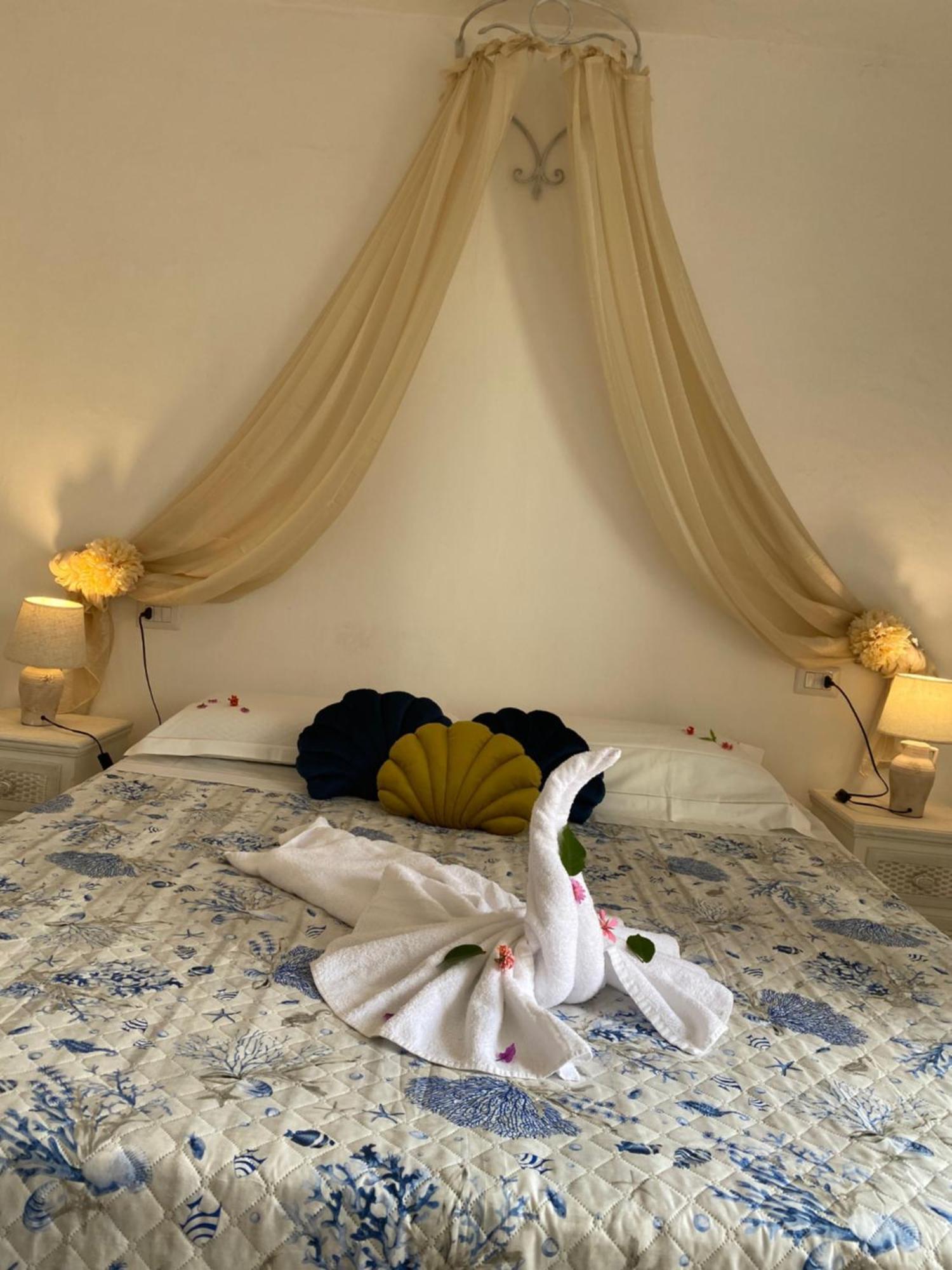 B&B Oltremare Cannigione Luaran gambar