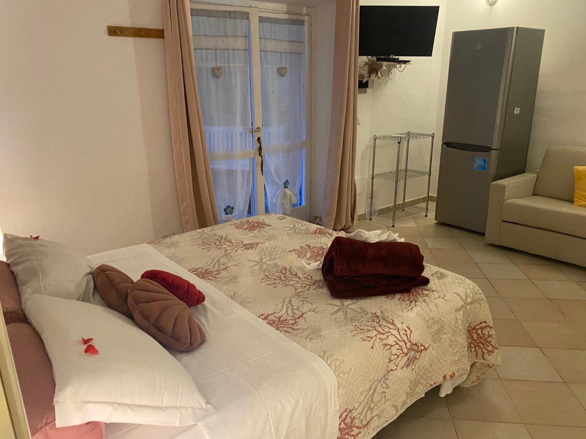 B&B Oltremare Cannigione Luaran gambar