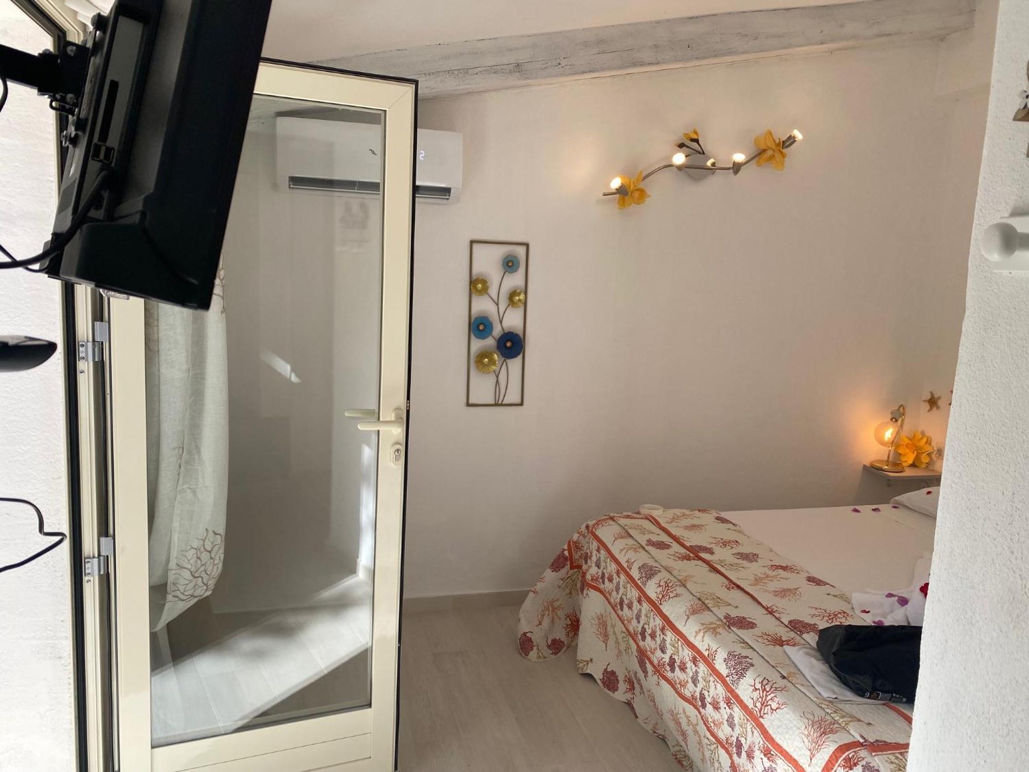 B&B Oltremare Cannigione Luaran gambar