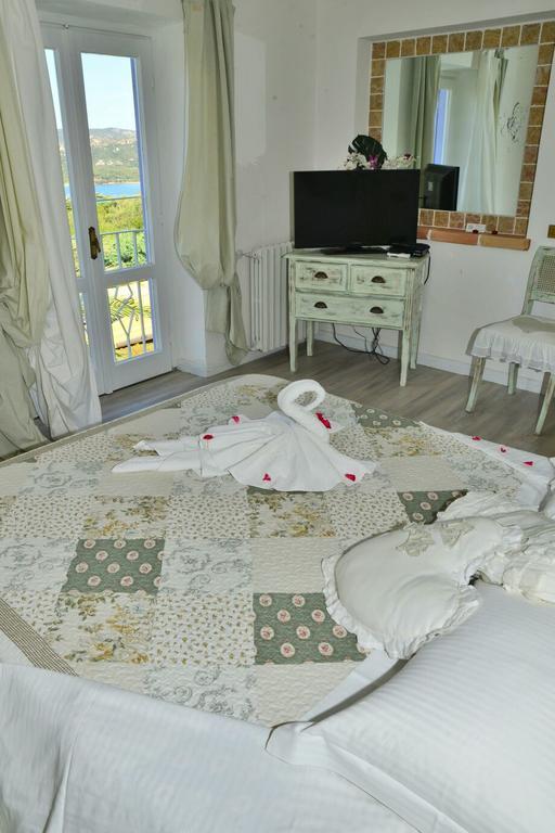 B&B Oltremare Cannigione Luaran gambar